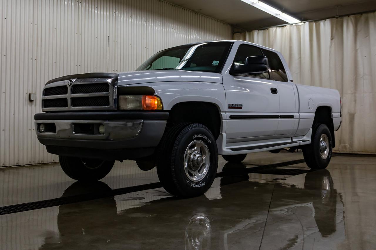 2001 Dodge Ram 2500 4x4 Quad Cab SLT Laramie Diesel Leather Red Deer AB