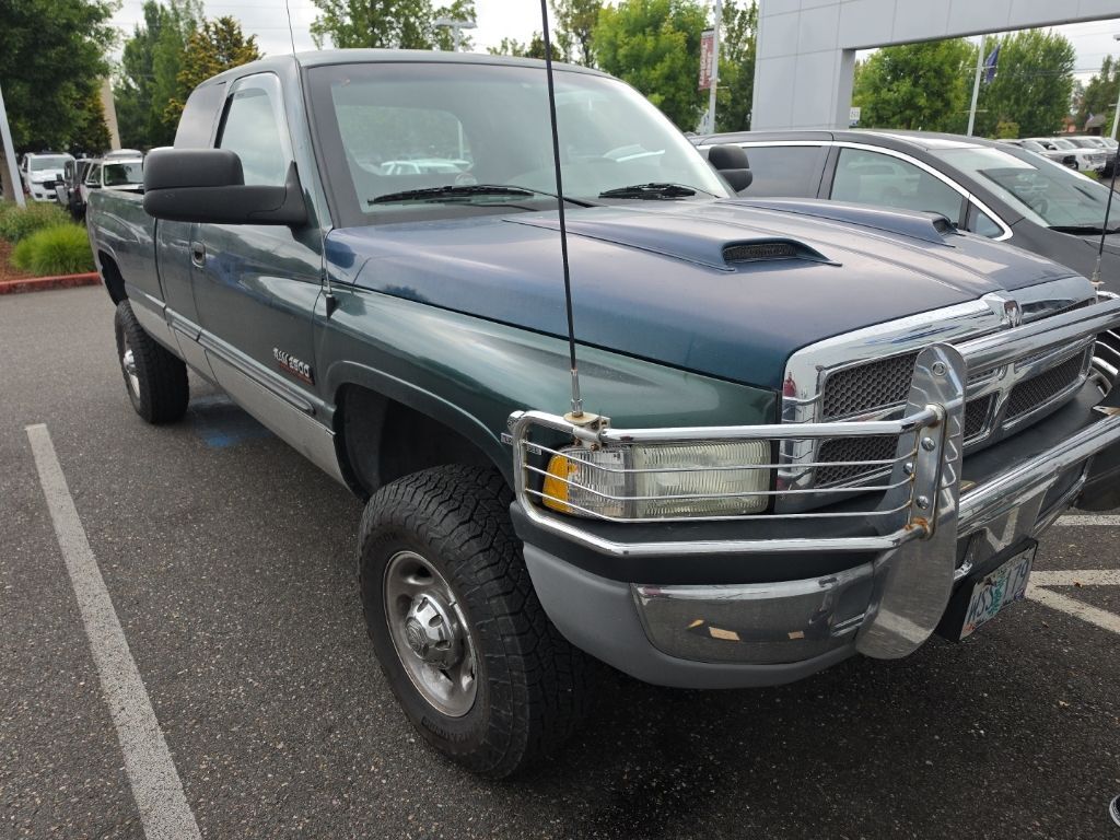 2001 Dodge Ram 2500 ST