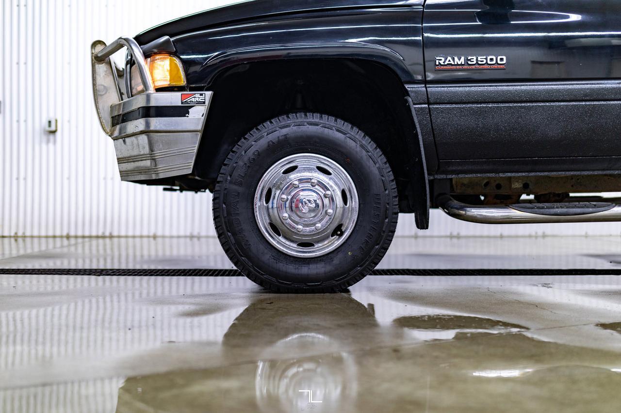 2001 Dodge Ram 3500 4x4 Quad Cab SLT Laramie Diesel Dually Leather Red Deer AB