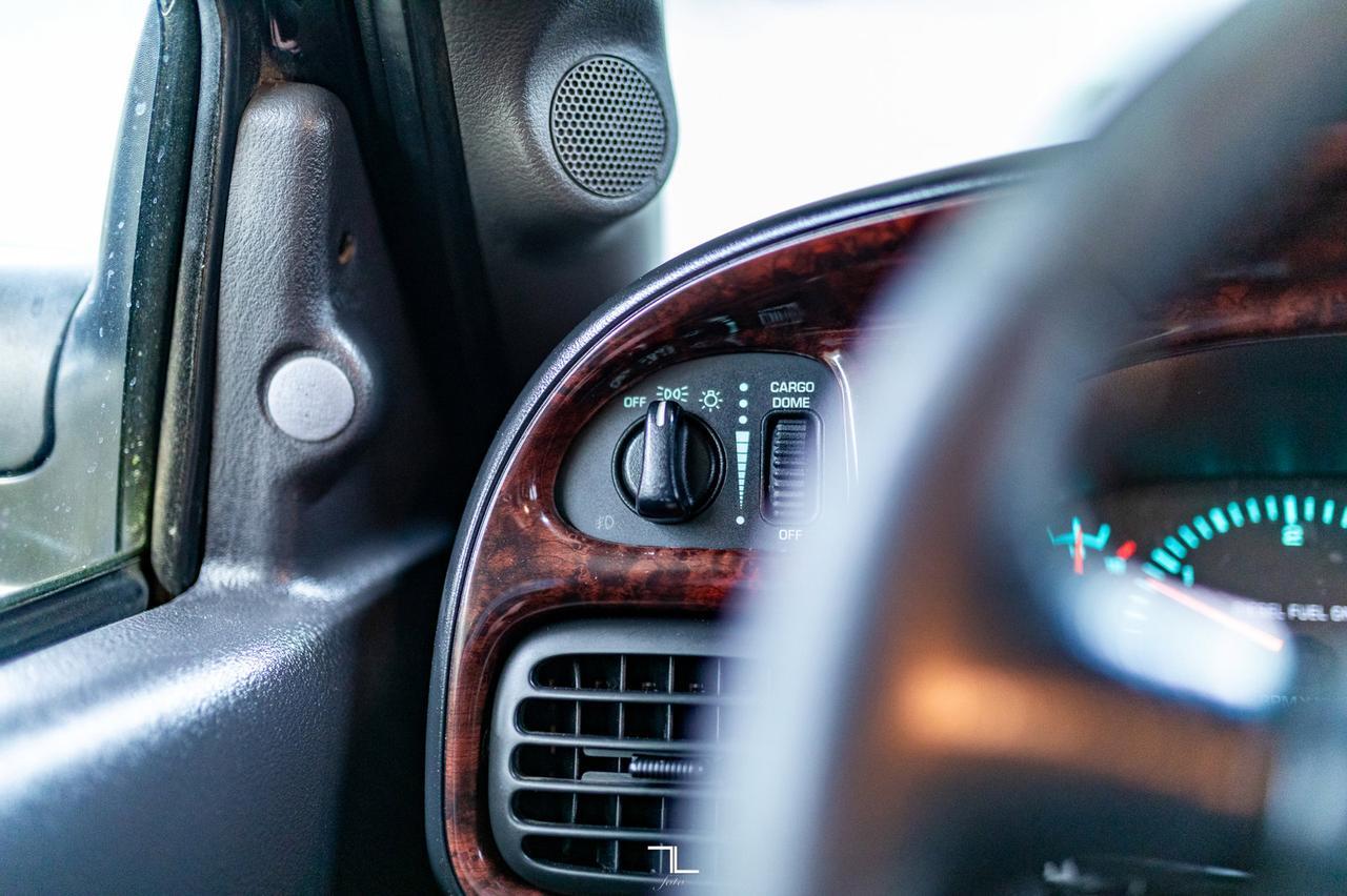 2001 Dodge Ram 3500 4x4 Quad Cab SLT Laramie Diesel Dually Leather Red Deer AB