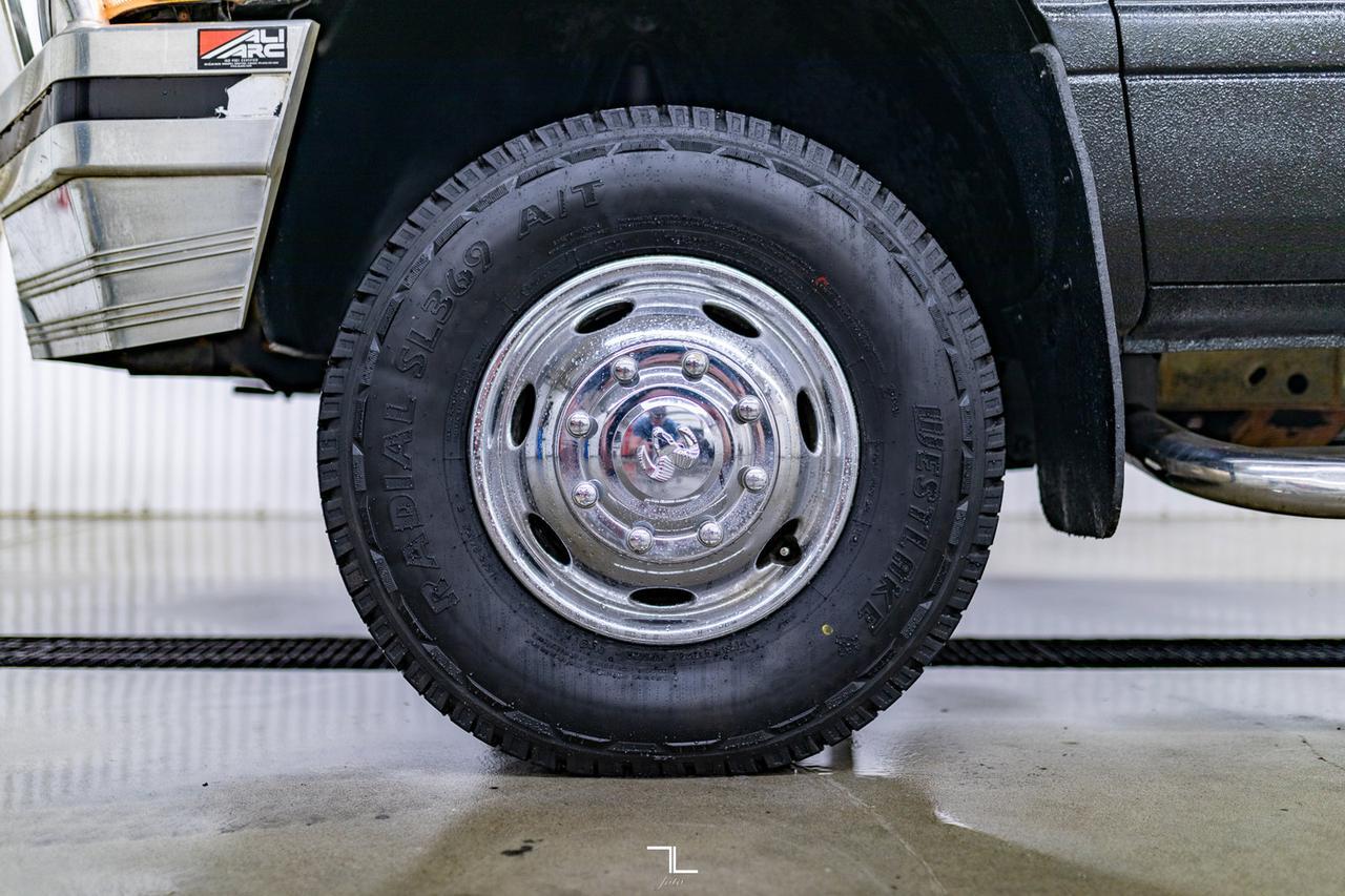 2001 Dodge Ram 3500 4x4 Quad Cab SLT Laramie Diesel Dually Leather Red Deer AB
