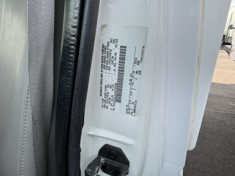 2001 Ford E-350 Collinsville OK