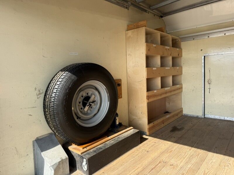 2001 Ford E-350 Collinsville OK
