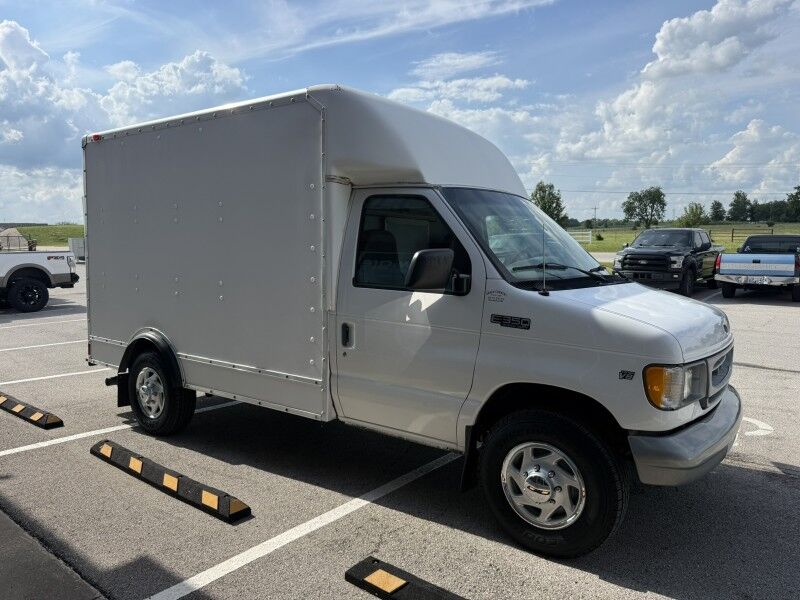 2001 Ford E-350 Collinsville OK