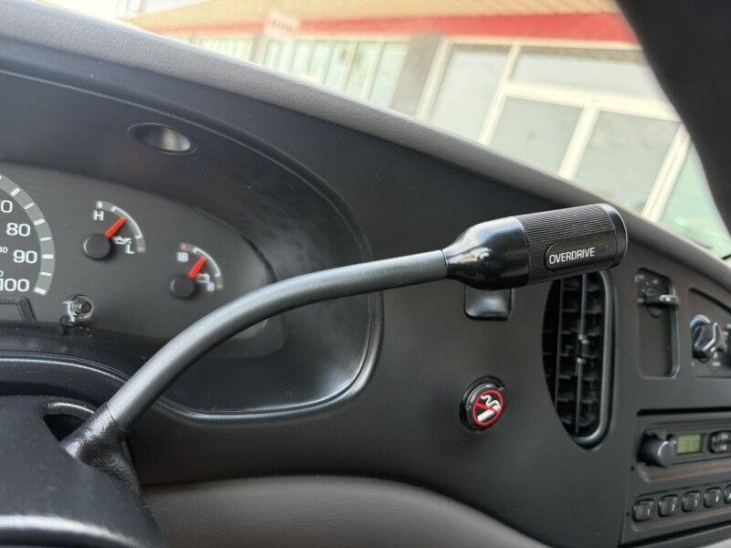 2001 Ford E-350 Collinsville OK