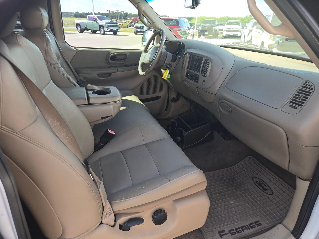 2001 Ford F-150 Lariat Castroville TX