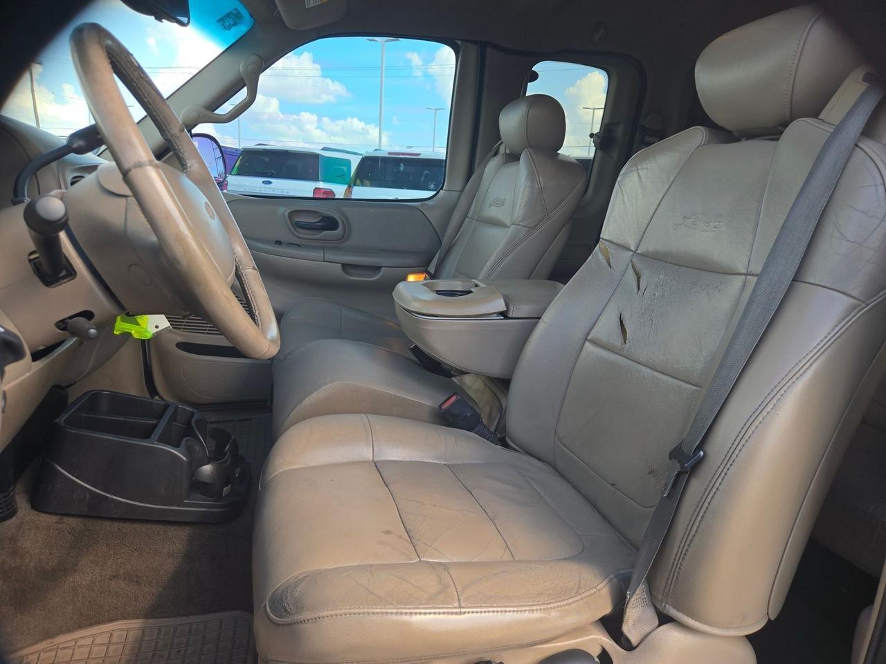 2001 Ford F-150 Lariat Castroville TX