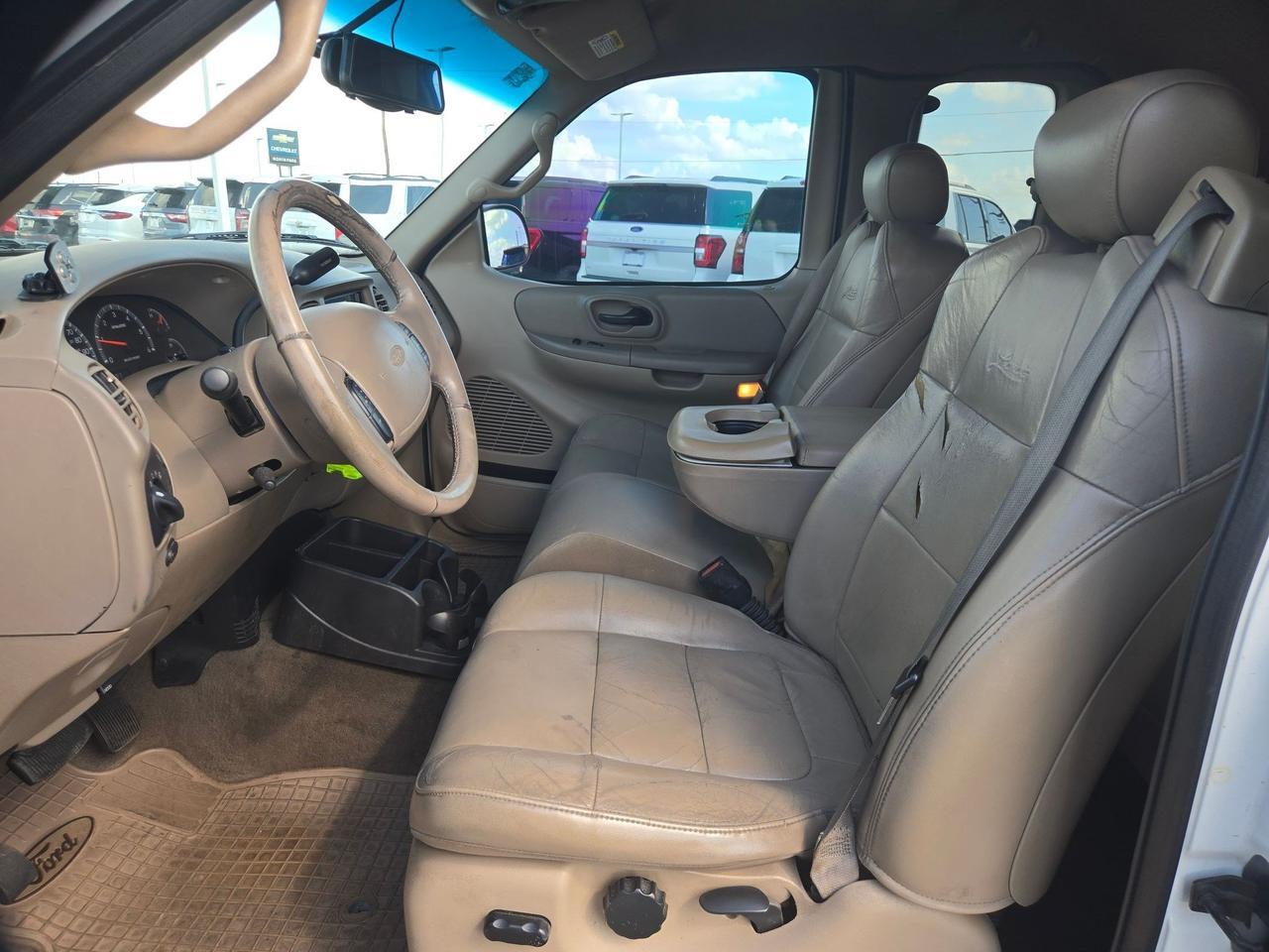 2001 Ford F-150 Lariat Castroville TX