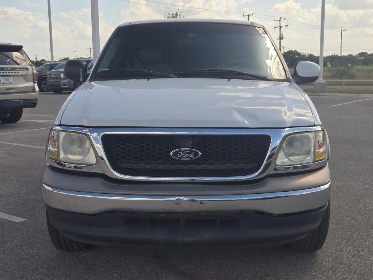 2001 Ford F-150 Lariat Castroville TX