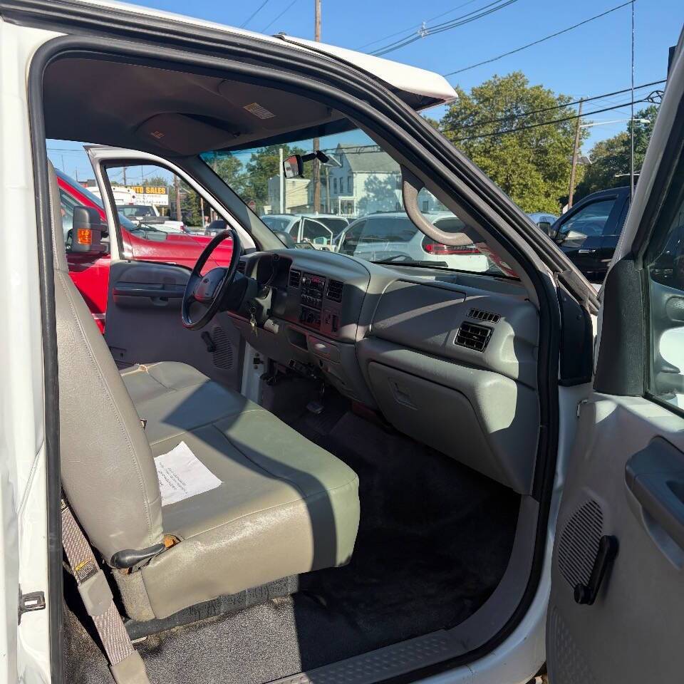 2001 Ford F-350 Super Duty 4X2 2dr Regular Cab 140.8 164.8 in. WB Edison NJ