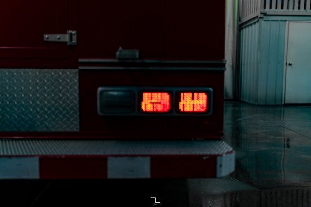 2001 Ford F-550 4x4 Reg Cab XLT Service Body Diesel Red Deer AB