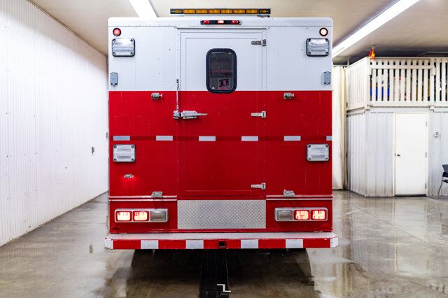 2001 Ford F-550 4x4 Reg Cab XLT Service Body Diesel Red Deer AB