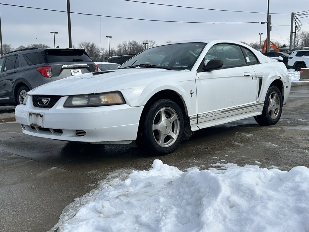 2001 Ford Mustang V6