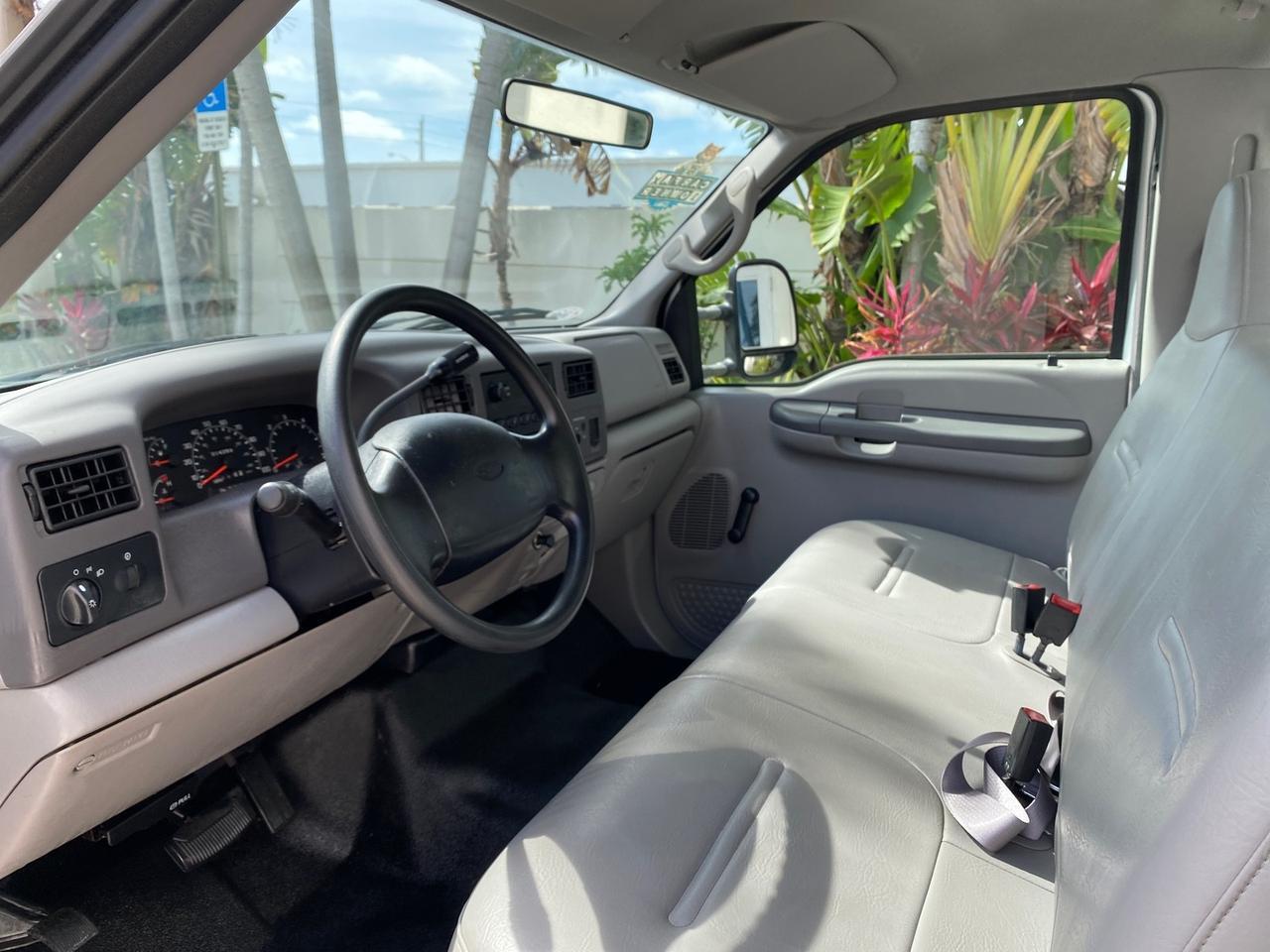 2001 Ford Super Duty F-350 DRW DUALLY XL 1 OWNER LOW MILES 14,269 Pompano Beach FL