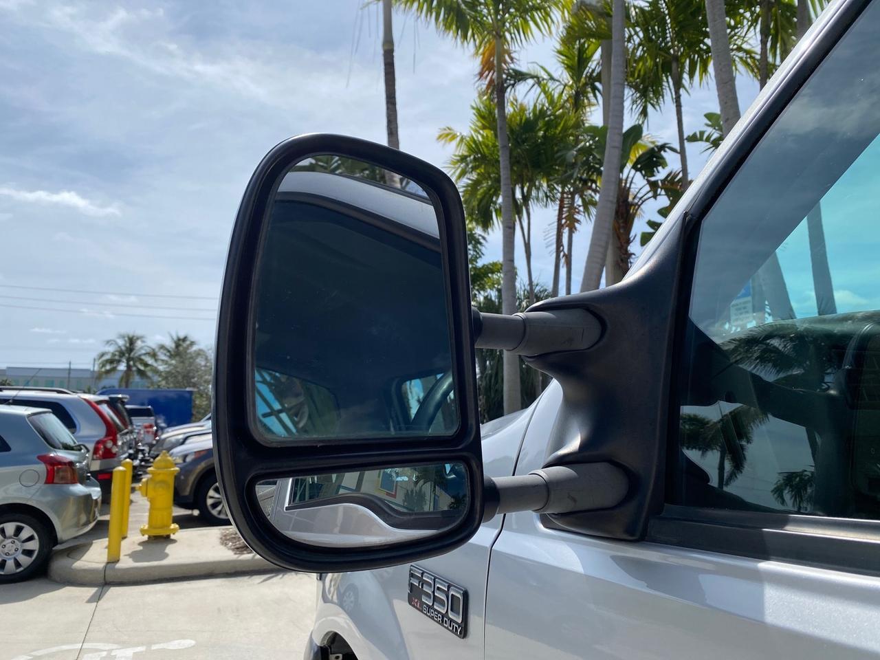 2001 Ford Super Duty F-350 DRW DUALLY XL 1 OWNER LOW MILES 14,269 Pompano Beach FL