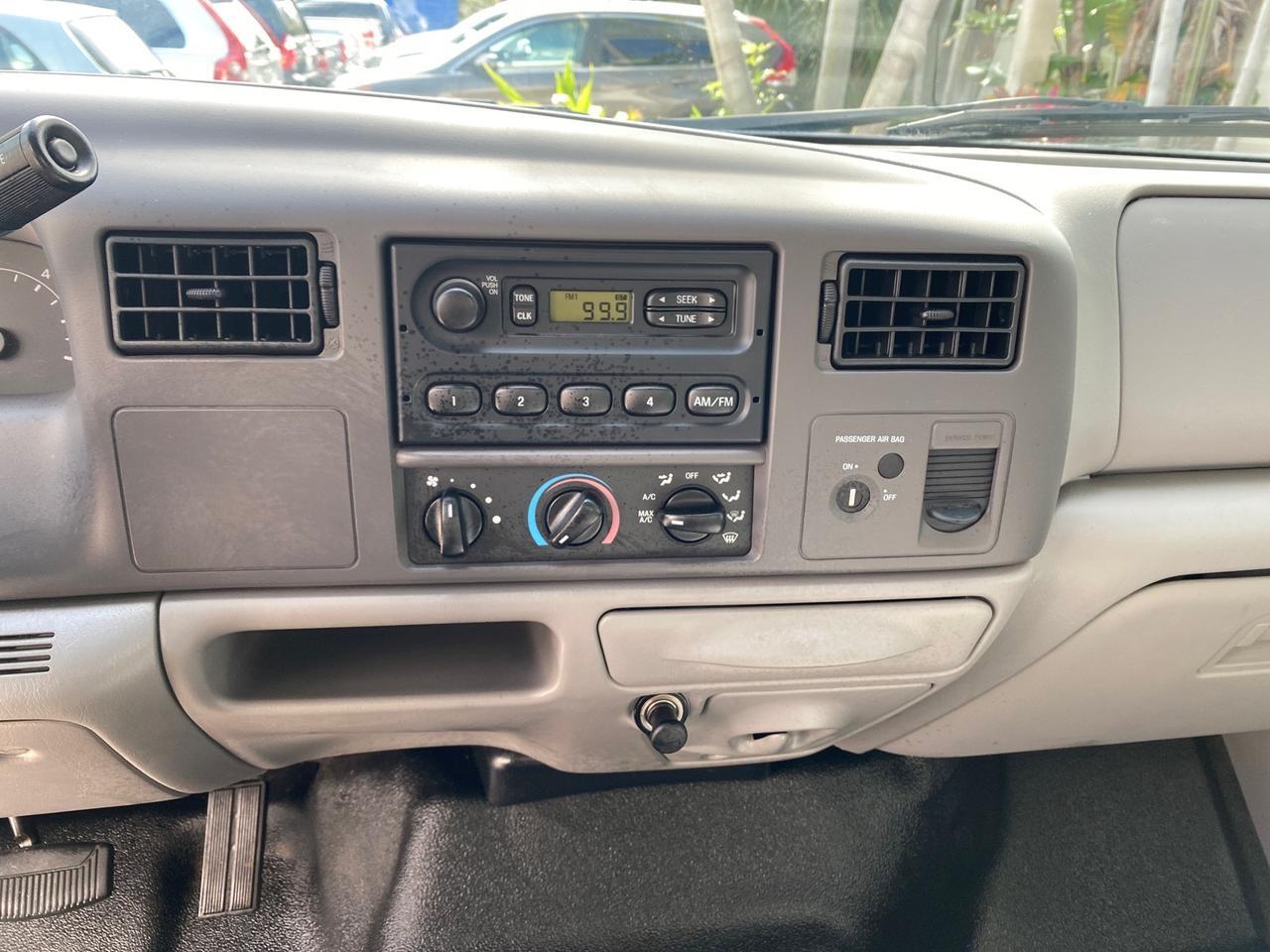 2001 Ford Super Duty F-350 DRW DUALLY XL 1 OWNER LOW MILES 14,269 Pompano Beach FL