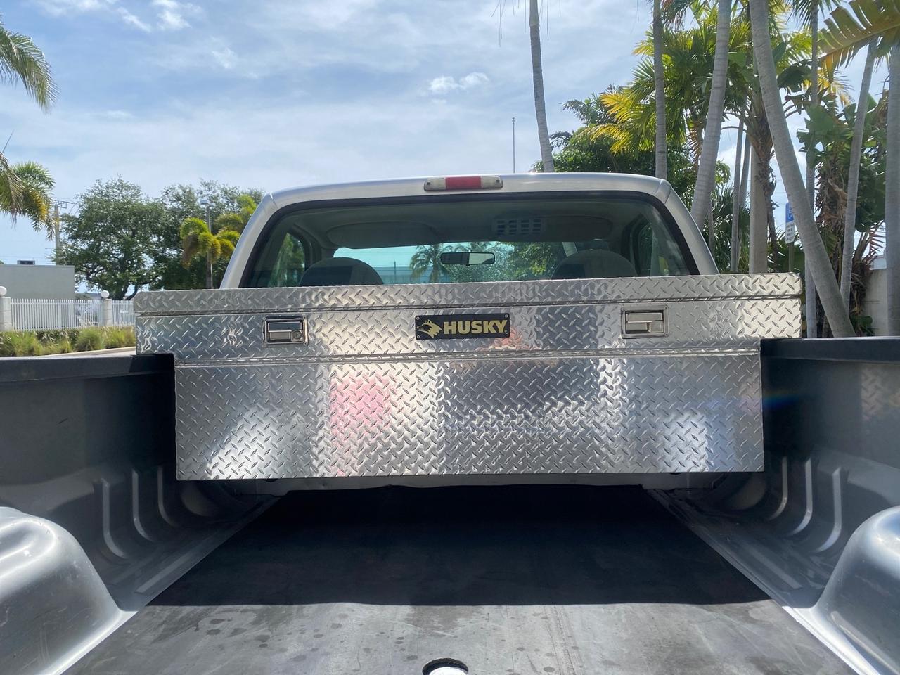 2001 Ford Super Duty F-350 DRW DUALLY XL 1 OWNER LOW MILES 14,269 Pompano Beach FL