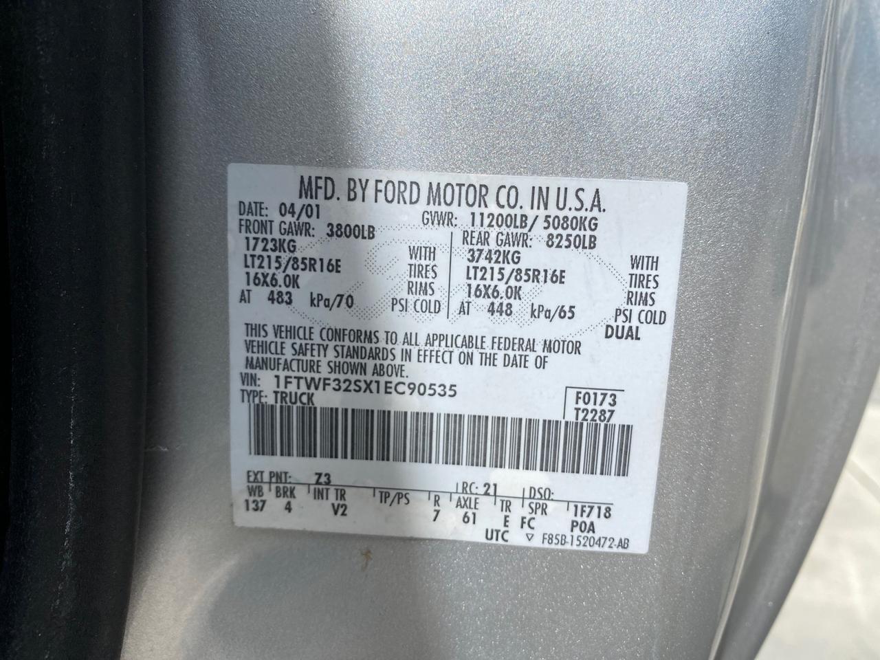 2001 Ford Super Duty F-350 DRW DUALLY XL 1 OWNER LOW MILES 14,269 Pompano Beach FL