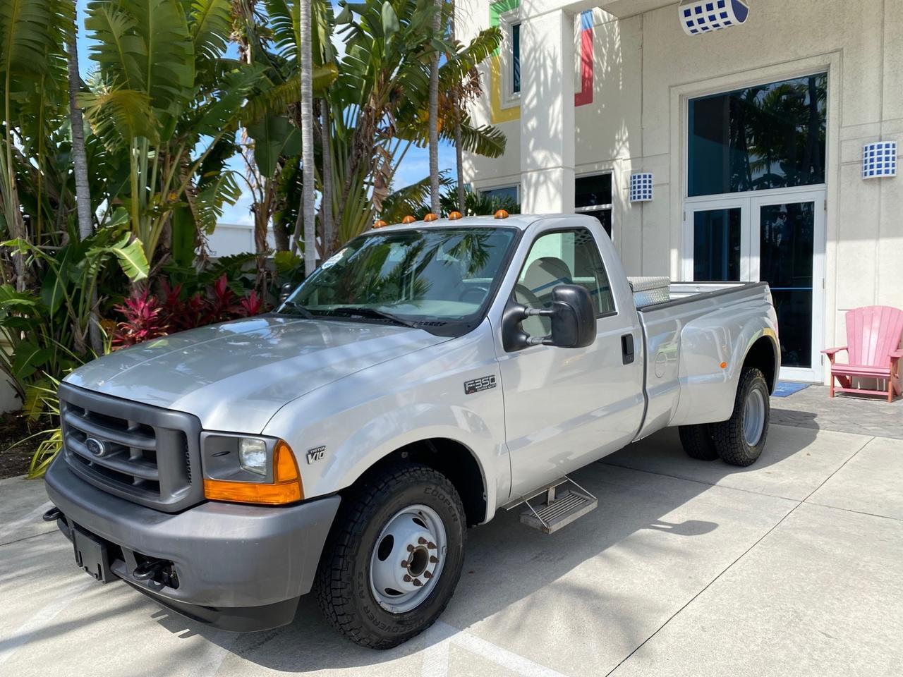 2001 Ford Super Duty F-350 DRW DUALLY XL 1 OWNER LOW MILES 14,269 Pompano Beach FL