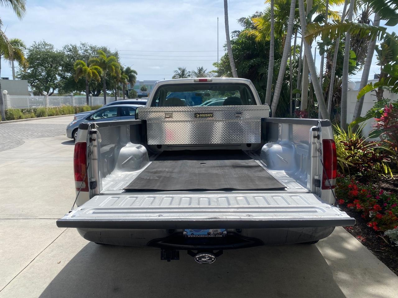 2001 Ford Super Duty F-350 DRW DUALLY XL 1 OWNER LOW MILES 14,269 Pompano Beach FL