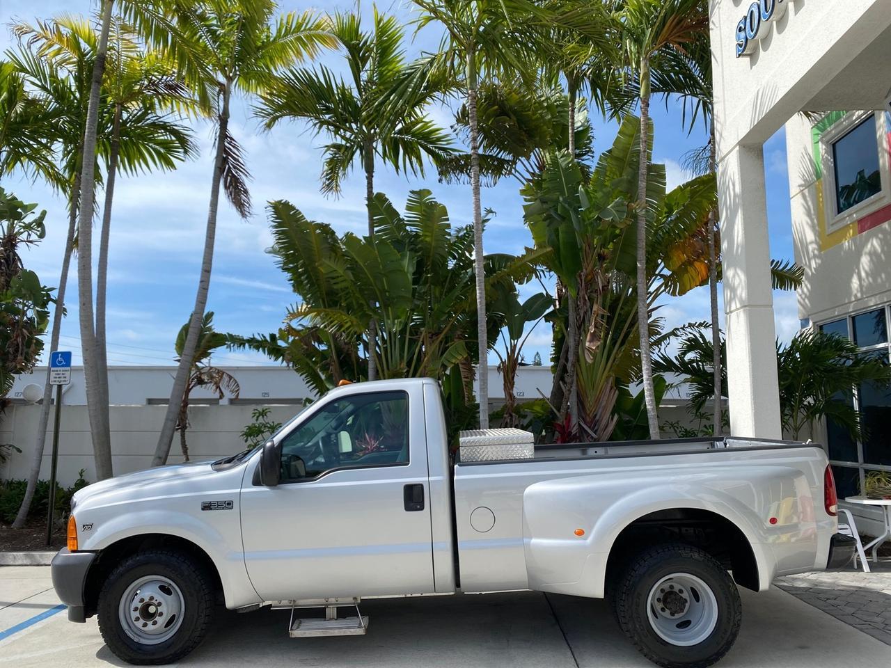 2001 Ford Super Duty F-350 DRW DUALLY XL 1 OWNER LOW MILES 14,269 Pompano Beach FL