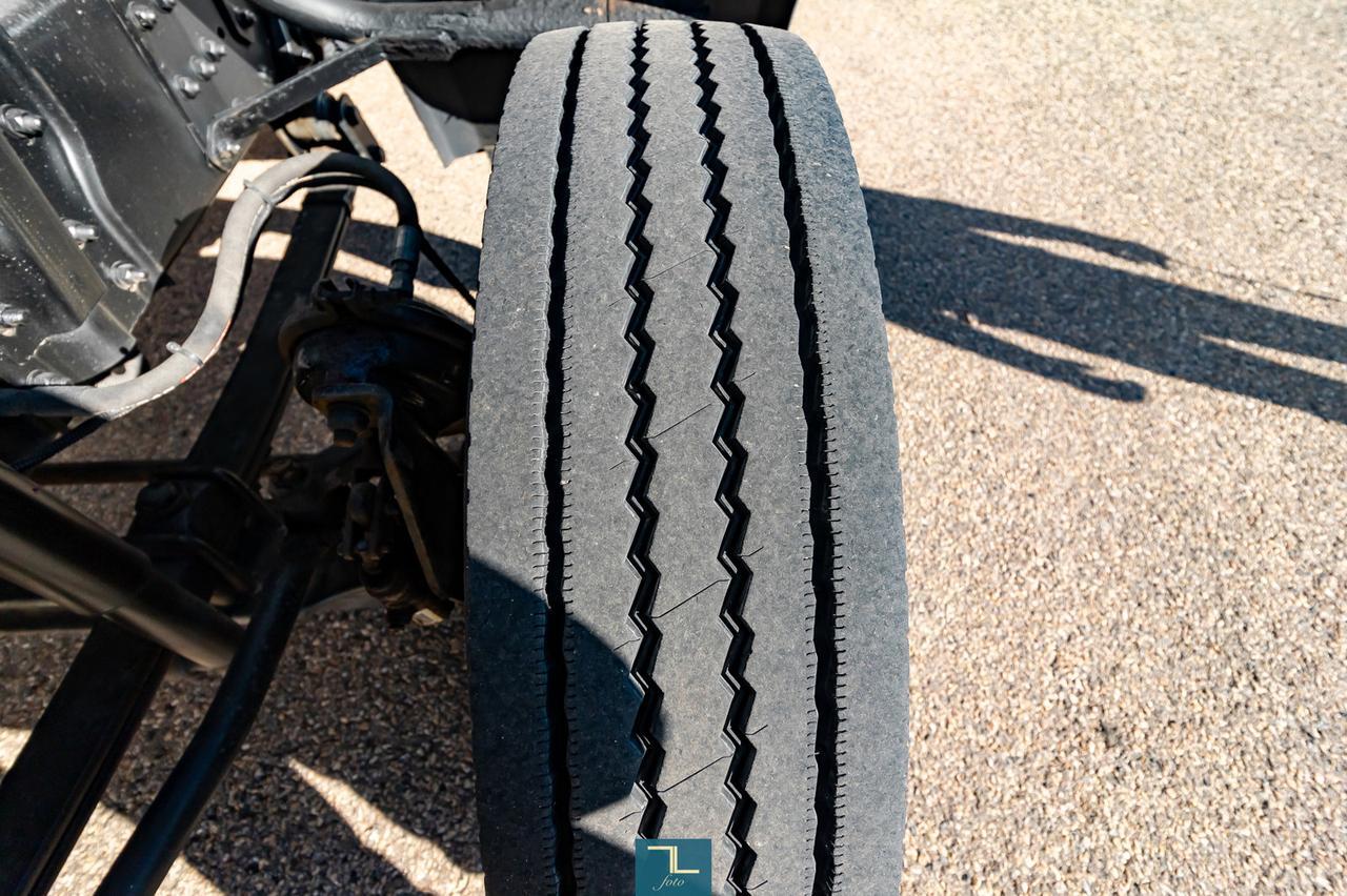 2001 Freightliner FC 70 Cargo Van Cummins Diesel Red Deer AB