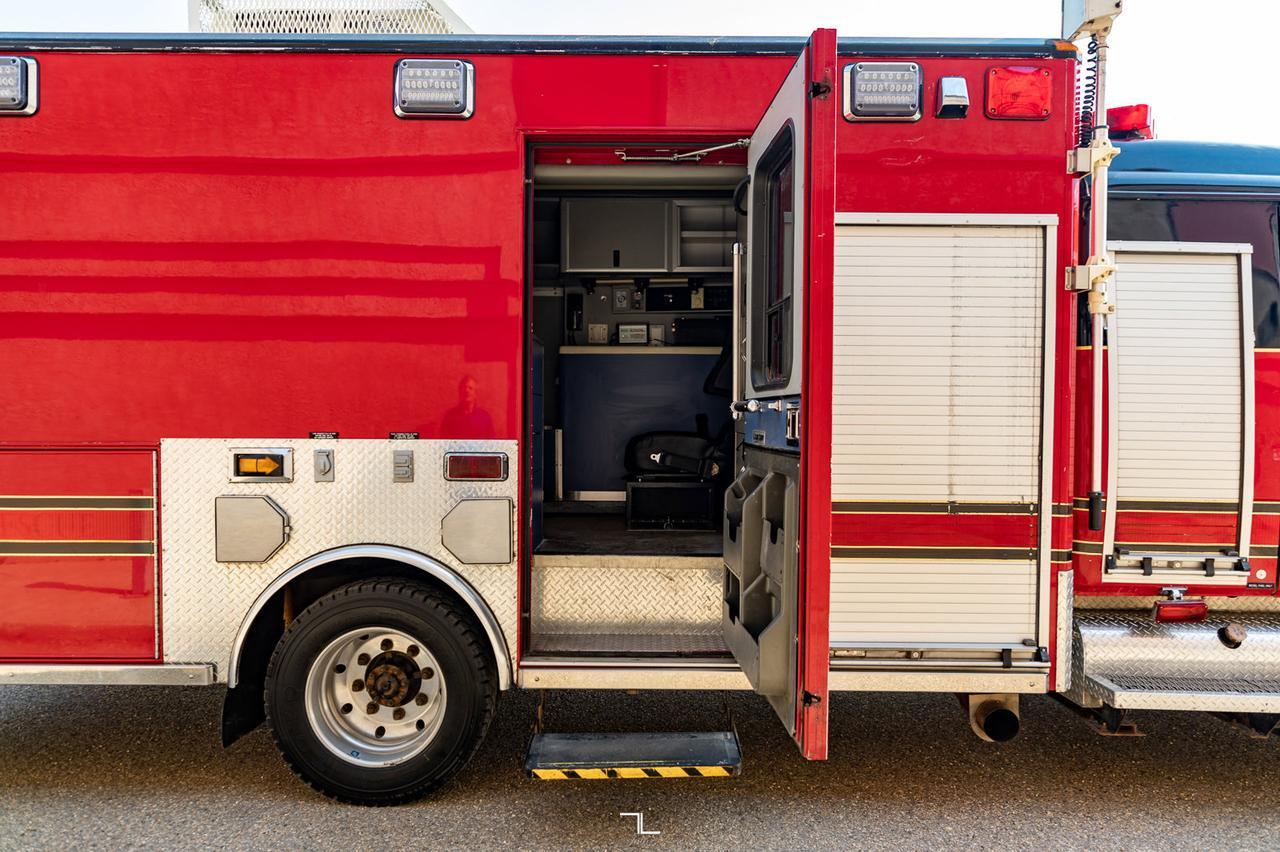 2001 Freightliner FL60 Rescue Mechanics Box Red Deer AB