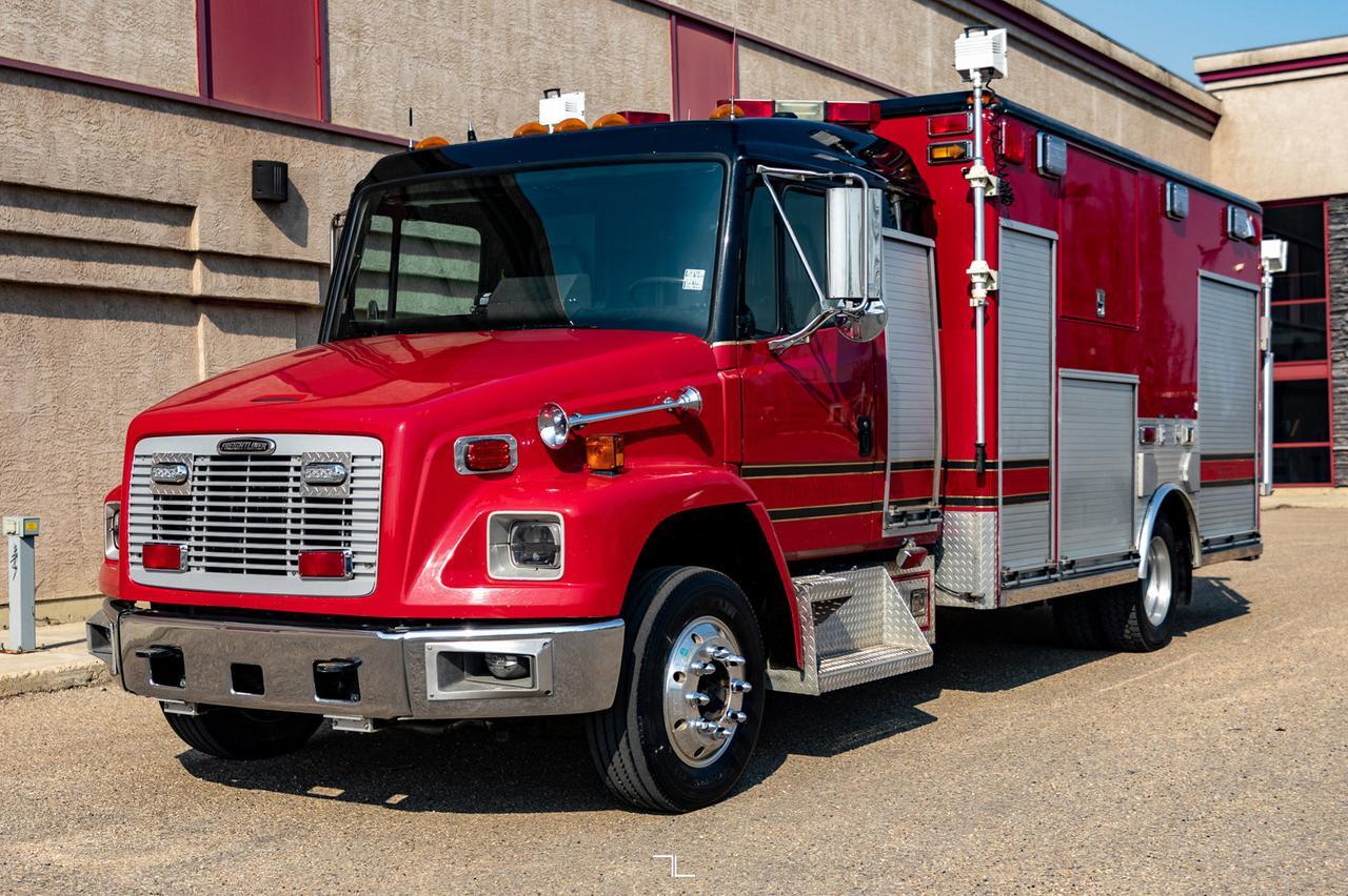 2001 Freightliner FL60 Rescue Mechanics Box Red Deer AB