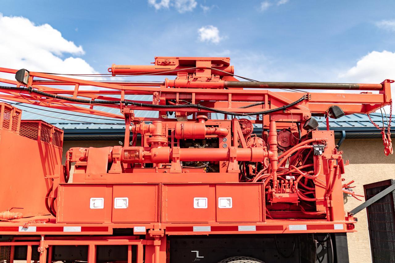 2001 Freightliner FL80 4x4 Auger/Drill Derrick Truck Red Deer AB