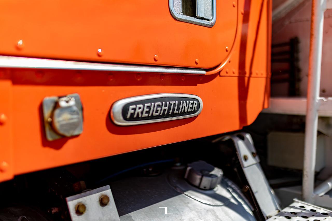 2001 Freightliner FLD 120 T/A Fuel Truck Diesel Red Deer AB