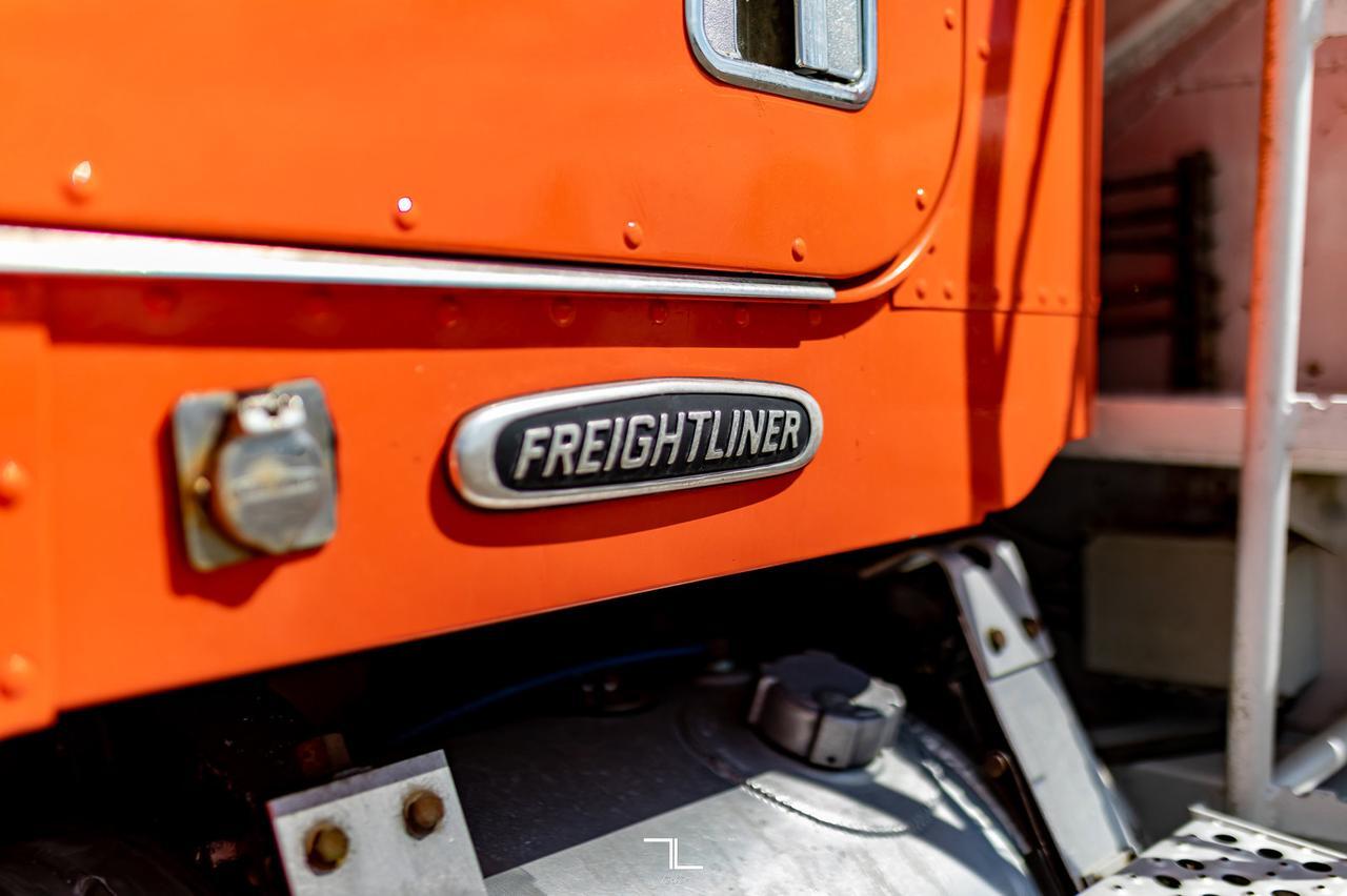 2001 Freightliner FLD 120 T/A Fuel Truck Diesel Red Deer AB