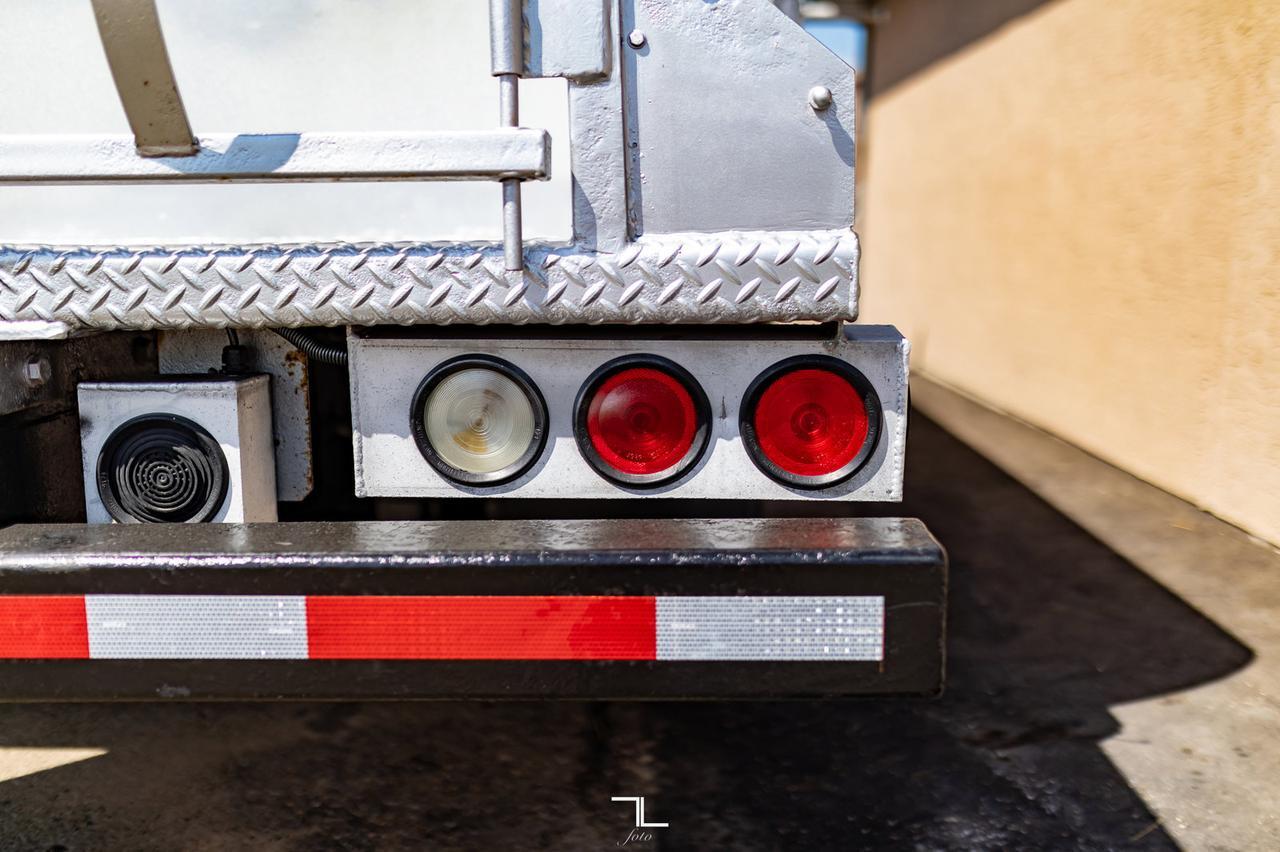 2001 Freightliner FLD 120 T/A Fuel Truck Diesel Red Deer AB