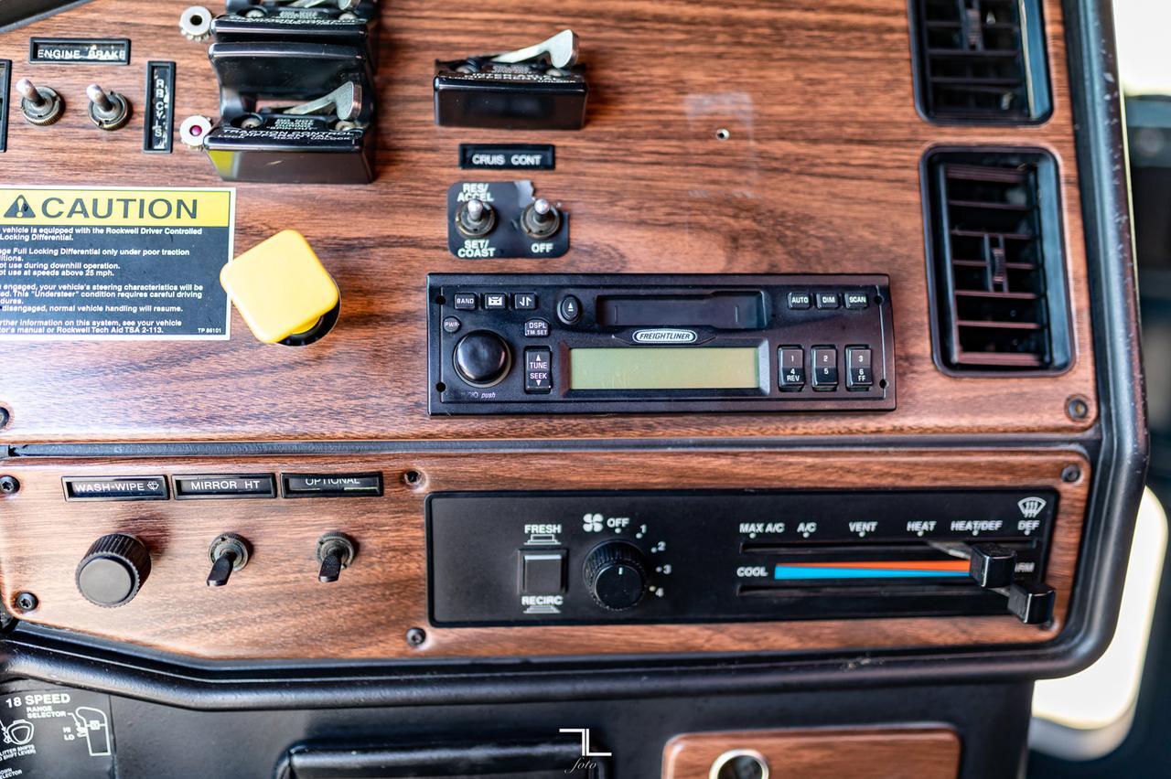 2001 Freightliner FLD 120 T/A Fuel Truck Diesel Red Deer AB