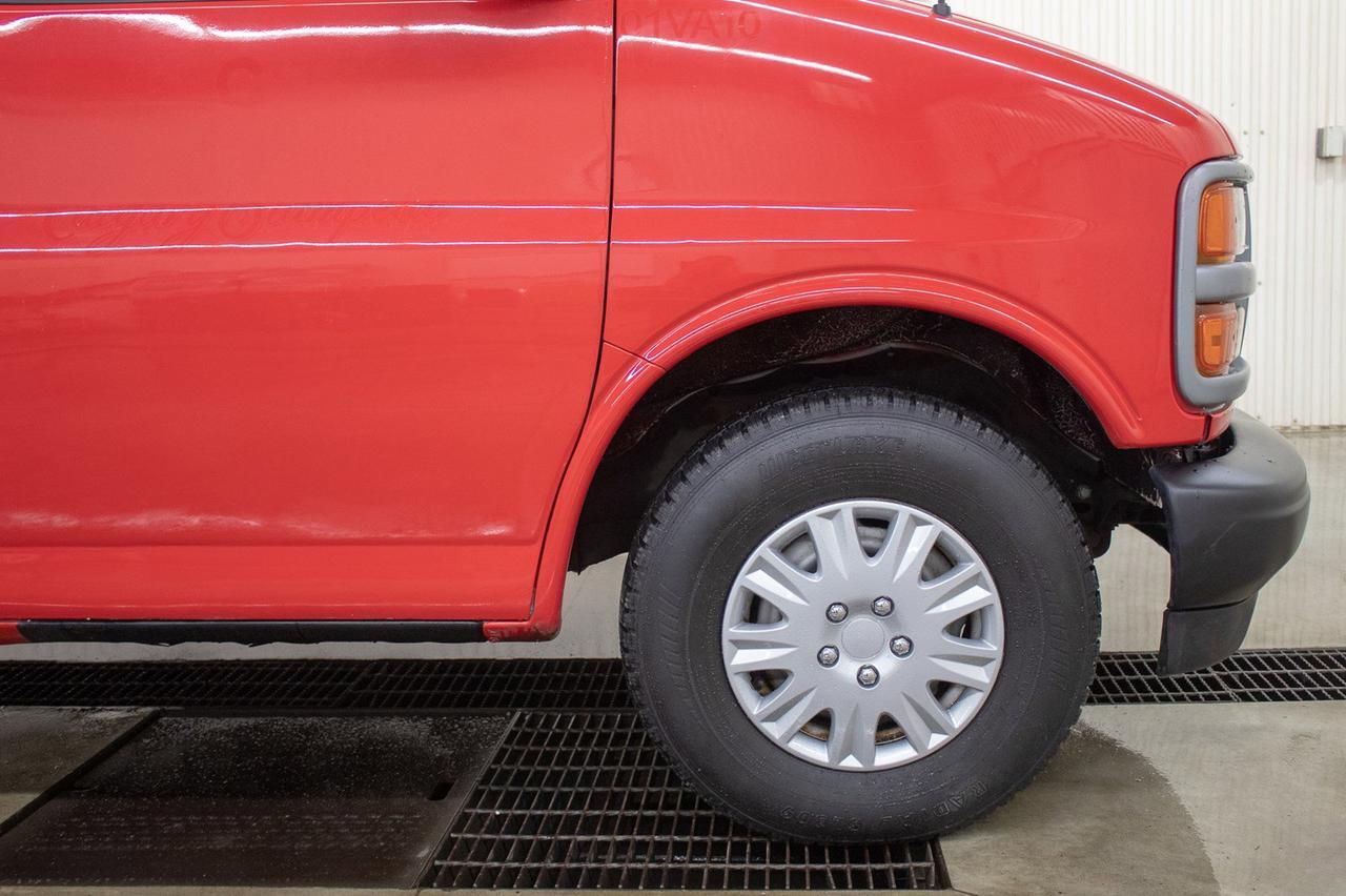 2001 GMC Savana G1500 SL Cargo Van Red Deer AB