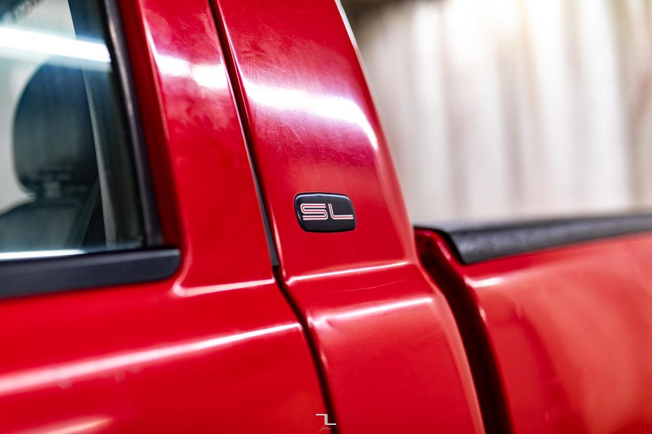 2001 GMC Sierra 1500 4x2 Reg Cab SL Short Box Red Deer AB