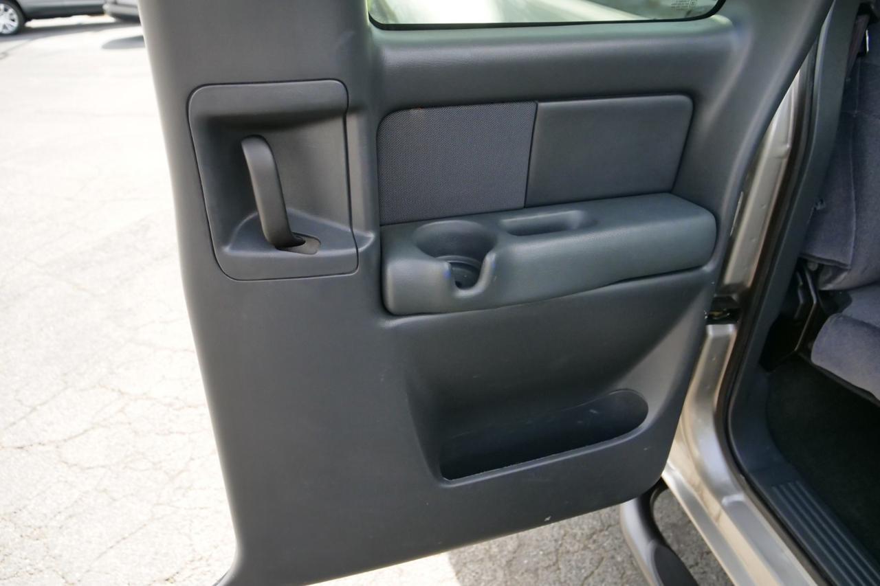 2001 GMC Sierra 3500 SLE 4X4 / DRW / ALLISON / Duramax Turbodiesel! High Point NC
