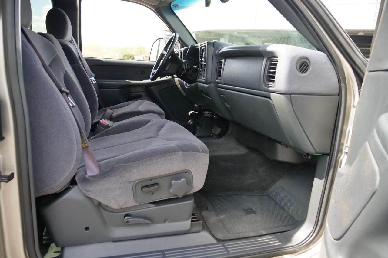 2001 GMC Sierra 3500 SLE 4X4 / DRW / ALLISON / Duramax Turbodiesel! High Point NC