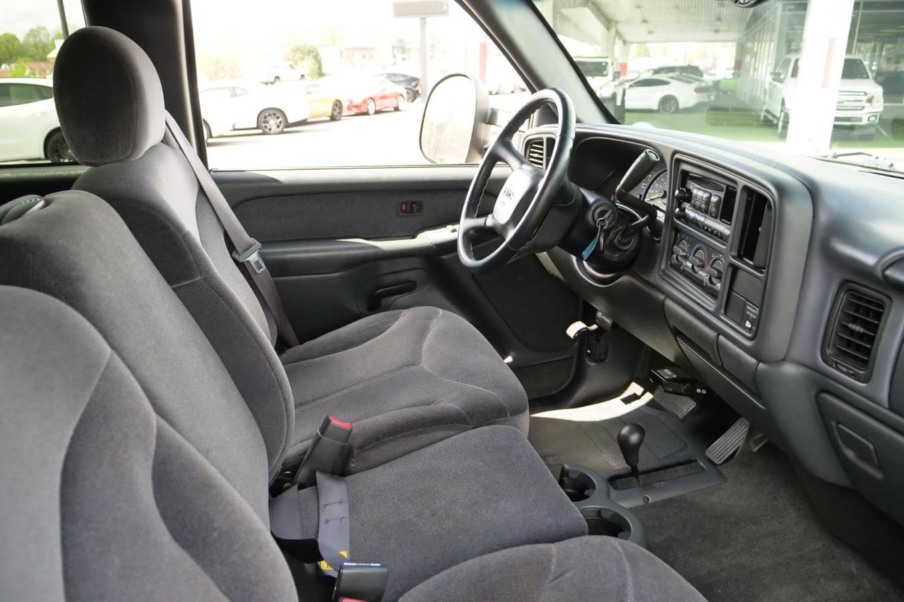 2001 GMC Sierra 3500 SLE 4X4 / DRW / ALLISON / Duramax Turbodiesel! High Point NC