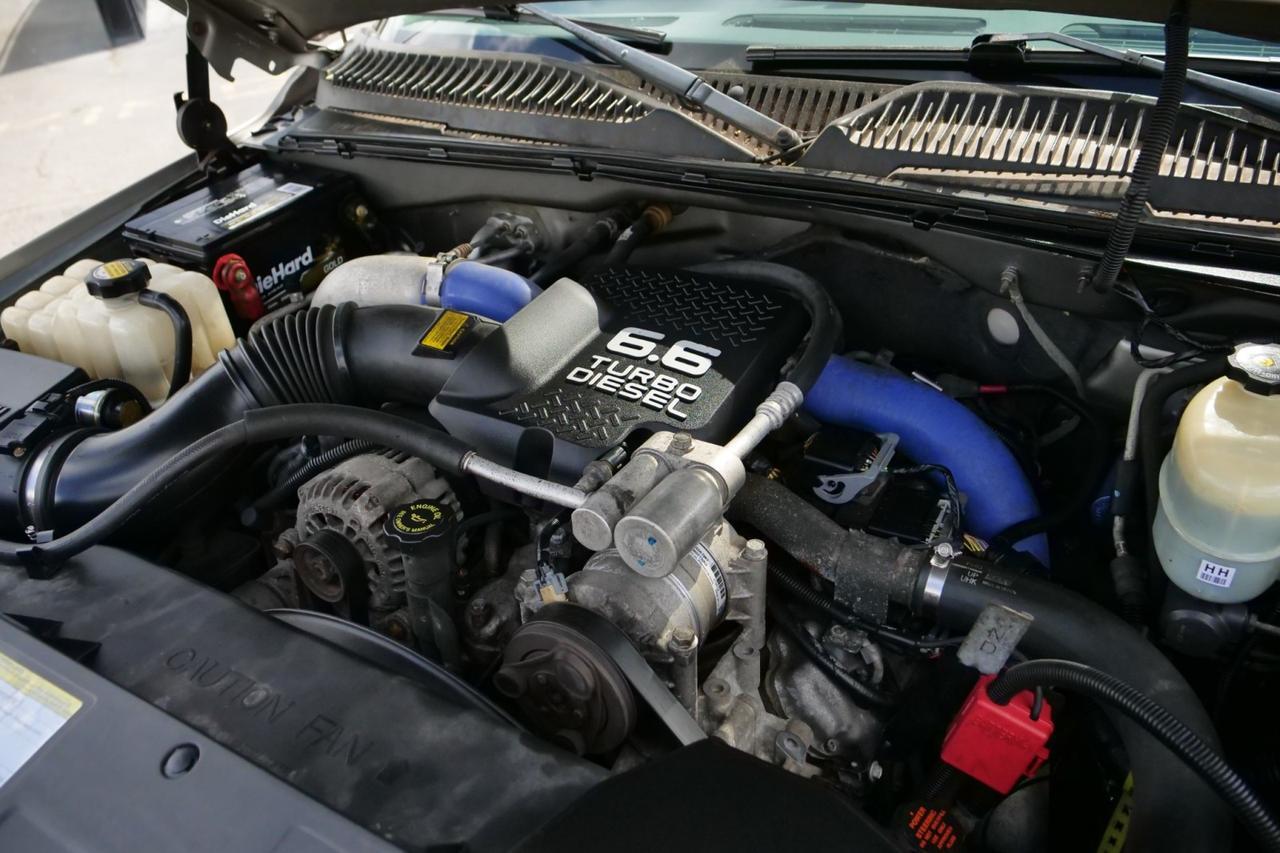 2001 GMC Sierra 3500 SLE 4X4 / DRW / ALLISON / Duramax Turbodiesel! High Point NC