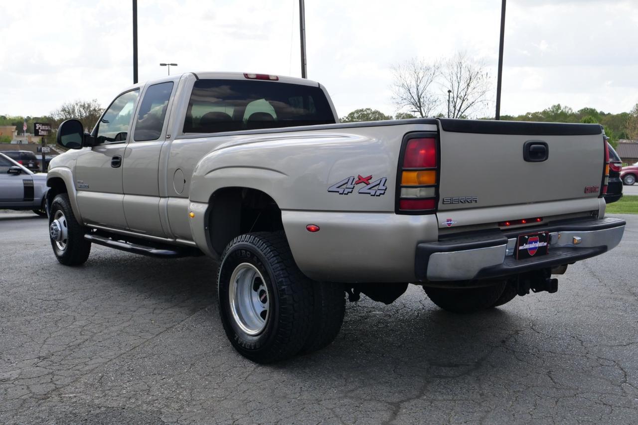 2001 GMC Sierra 3500 SLE 4X4 / DRW / ALLISON / Duramax Turbodiesel! High Point NC