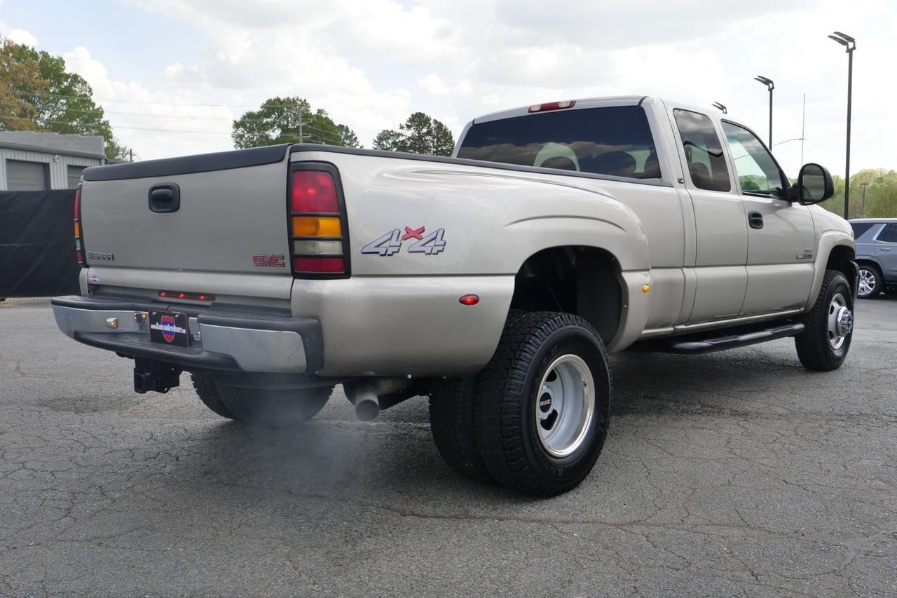 2001 GMC Sierra 3500 SLE 4X4 / DRW / ALLISON / Duramax Turbodiesel! High Point NC