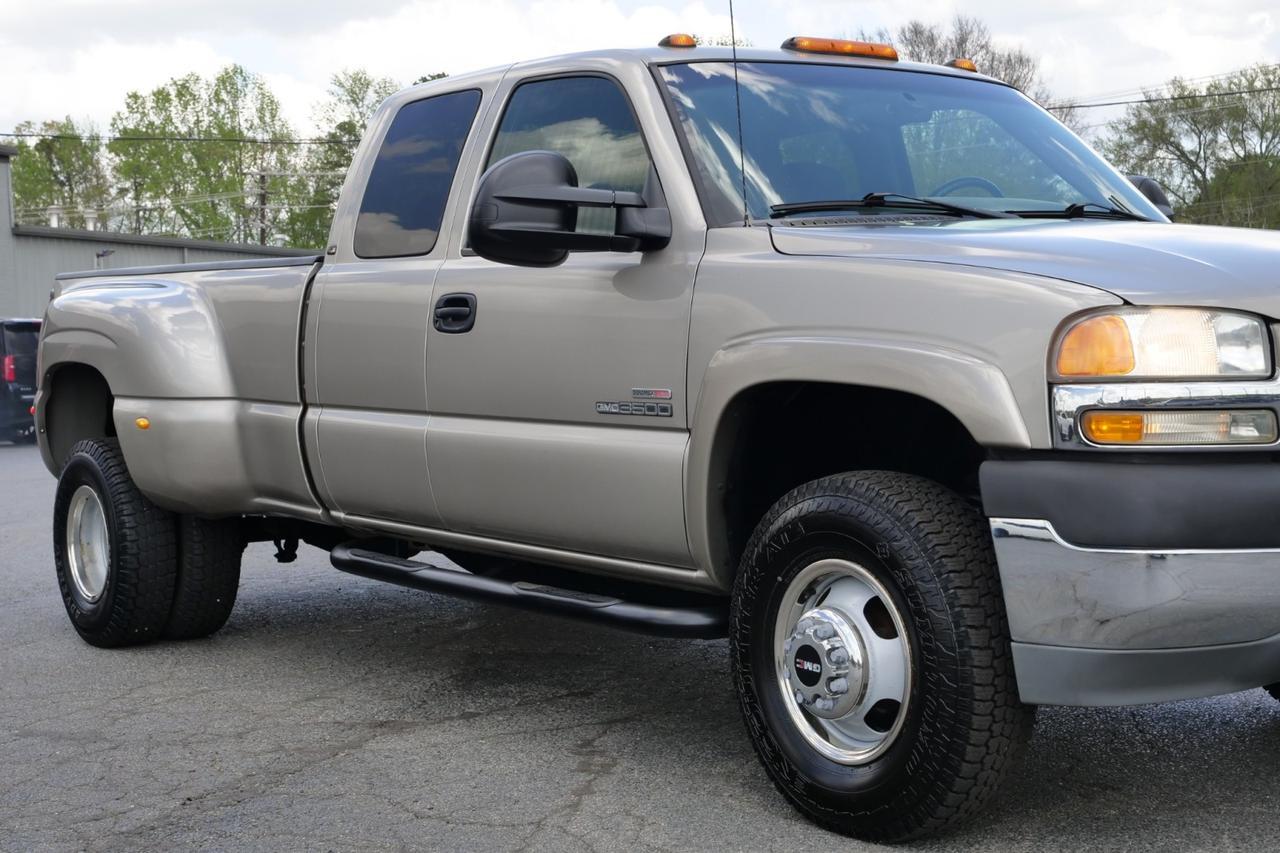 2001 GMC Sierra 3500 SLE 4X4 / DRW / ALLISON / Duramax Turbodiesel! High Point NC