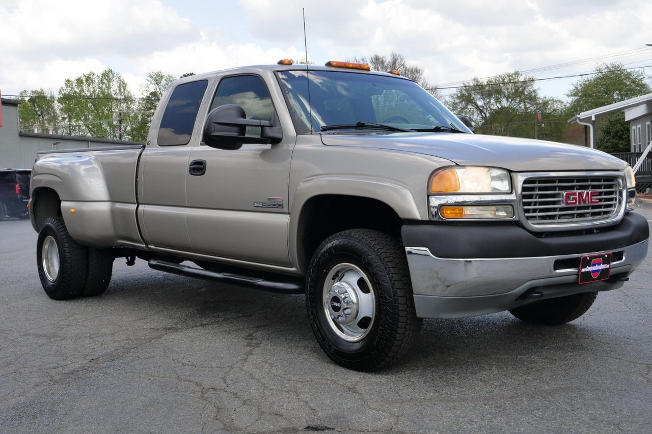 2001 GMC Sierra 3500 SLE 4X4 / DRW / ALLISON / Duramax Turbodiesel! High Point NC