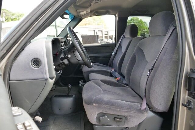 2001 GMC Sierra 3500 SLE 4X4 / DRW / ALLISON / Duramax Turbodiesel! High Point NC