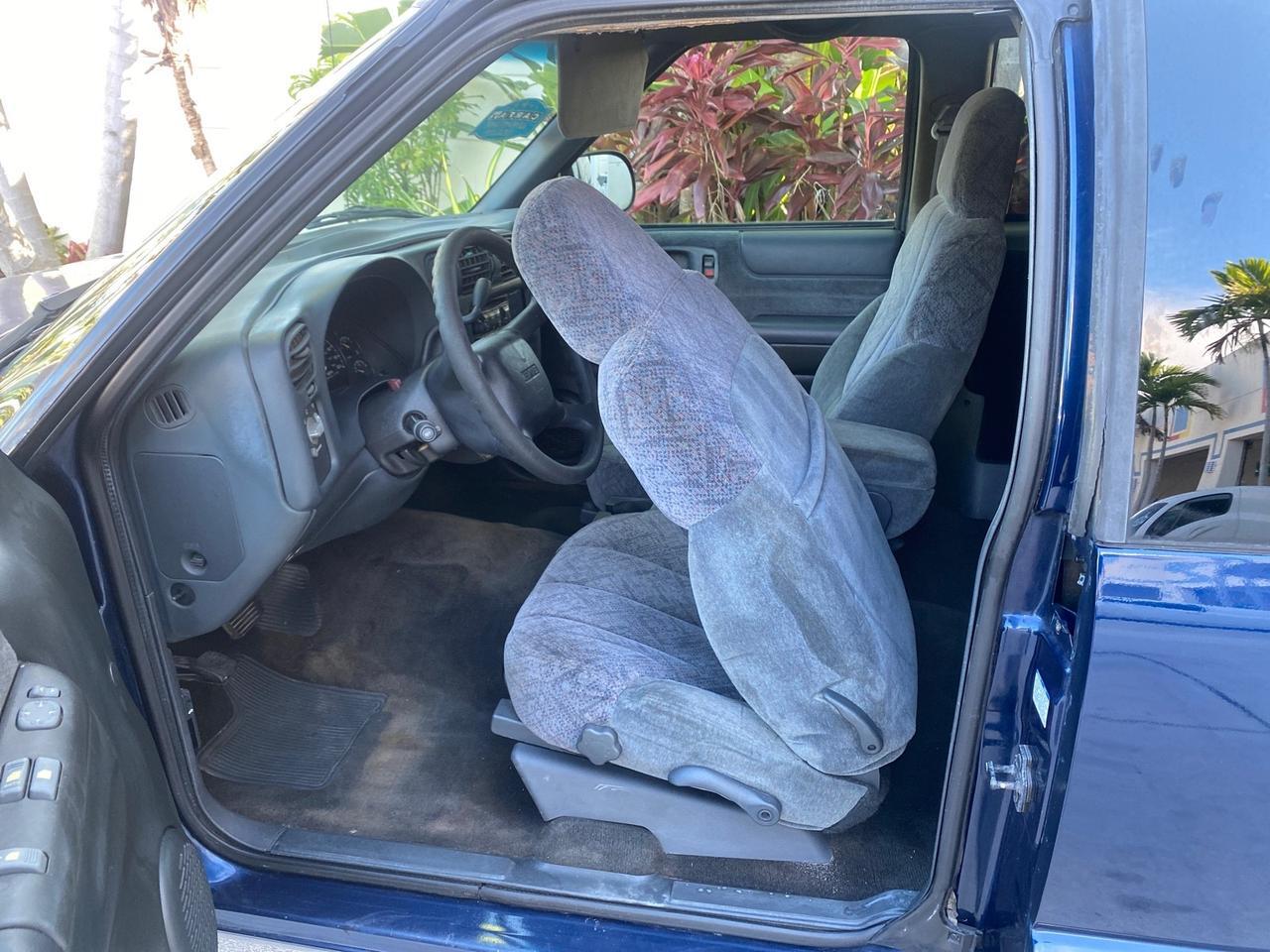 2001 GMC Sonoma X CAB SLS LOW MILES 70,869 Pompano Beach FL