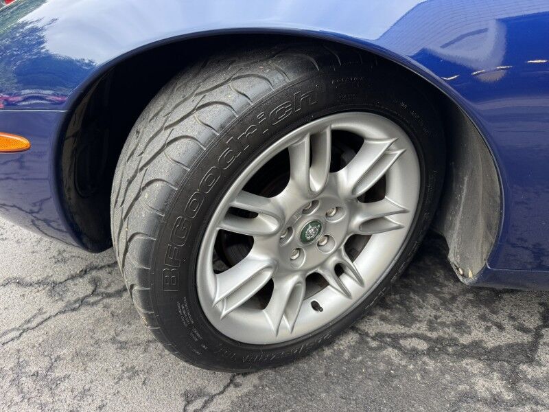 2001 Jaguar XK8 Willow Grove PA