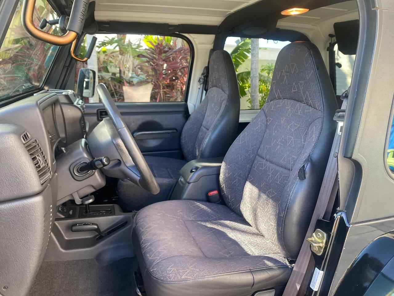 2001 Jeep Wrangler AUTO AC LOW MILES 77,760 HARD TOP Pompano Beach FL