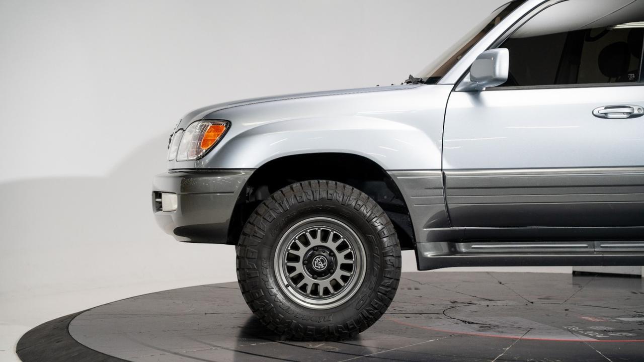 2001 Lexus LX 470 Franklin TN