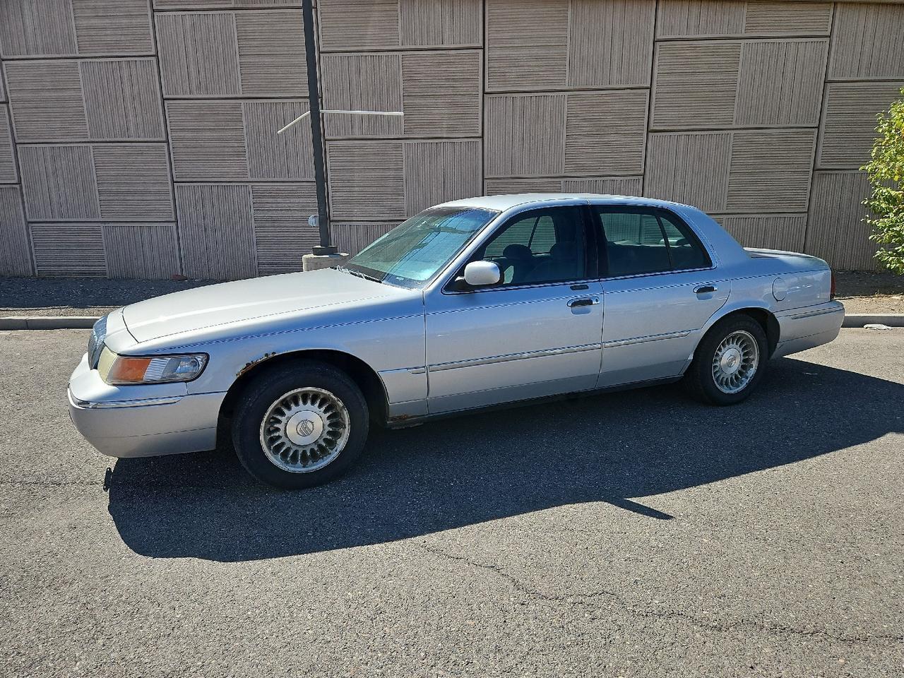 2001 Mercury Grand Marquis