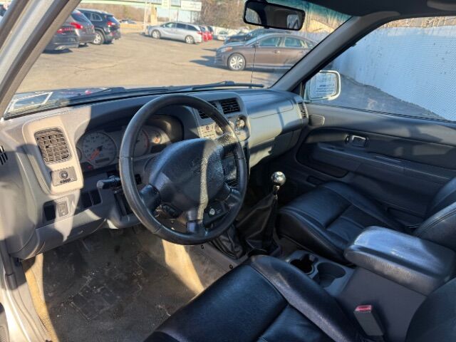 2001 Nissan Frontier SE-V6 East Islip NY